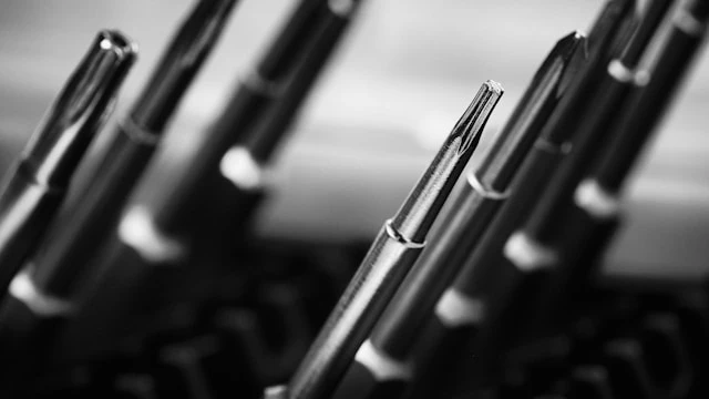 Études de fixation sur mesure de vos projets.