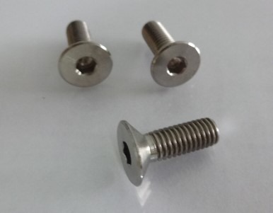 différentes vis titane tête fraisée
